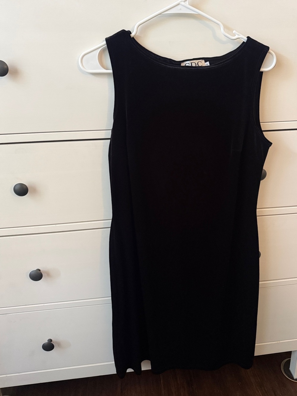 CDC Black Sleeveless Shift Dress